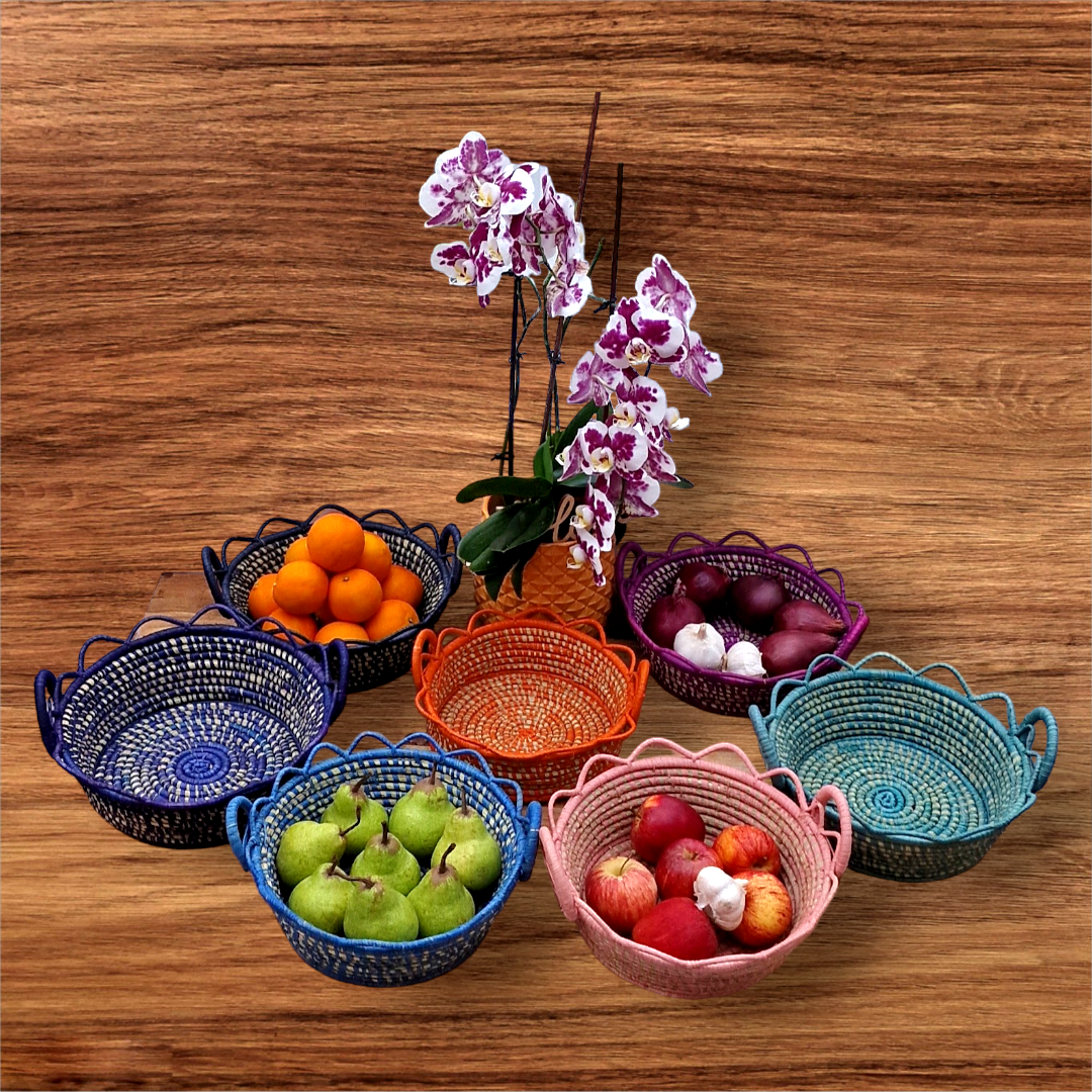 Fruit/decor basket image 0