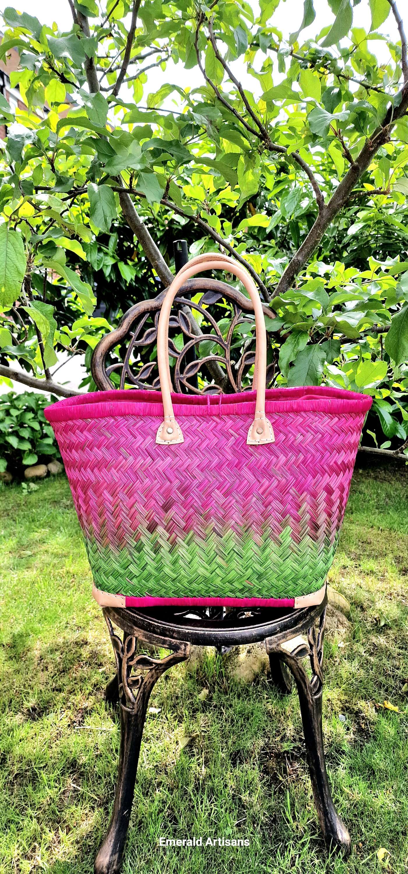 White Dahlia image 1